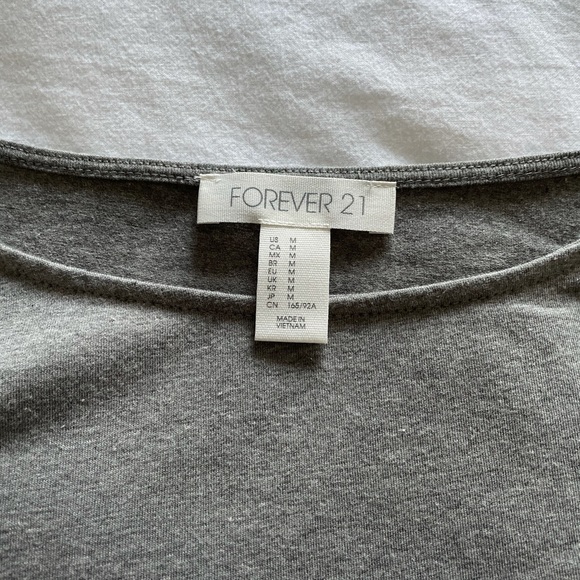 FOREVER 21 GREY CROP TOP - Picture 5 of 5